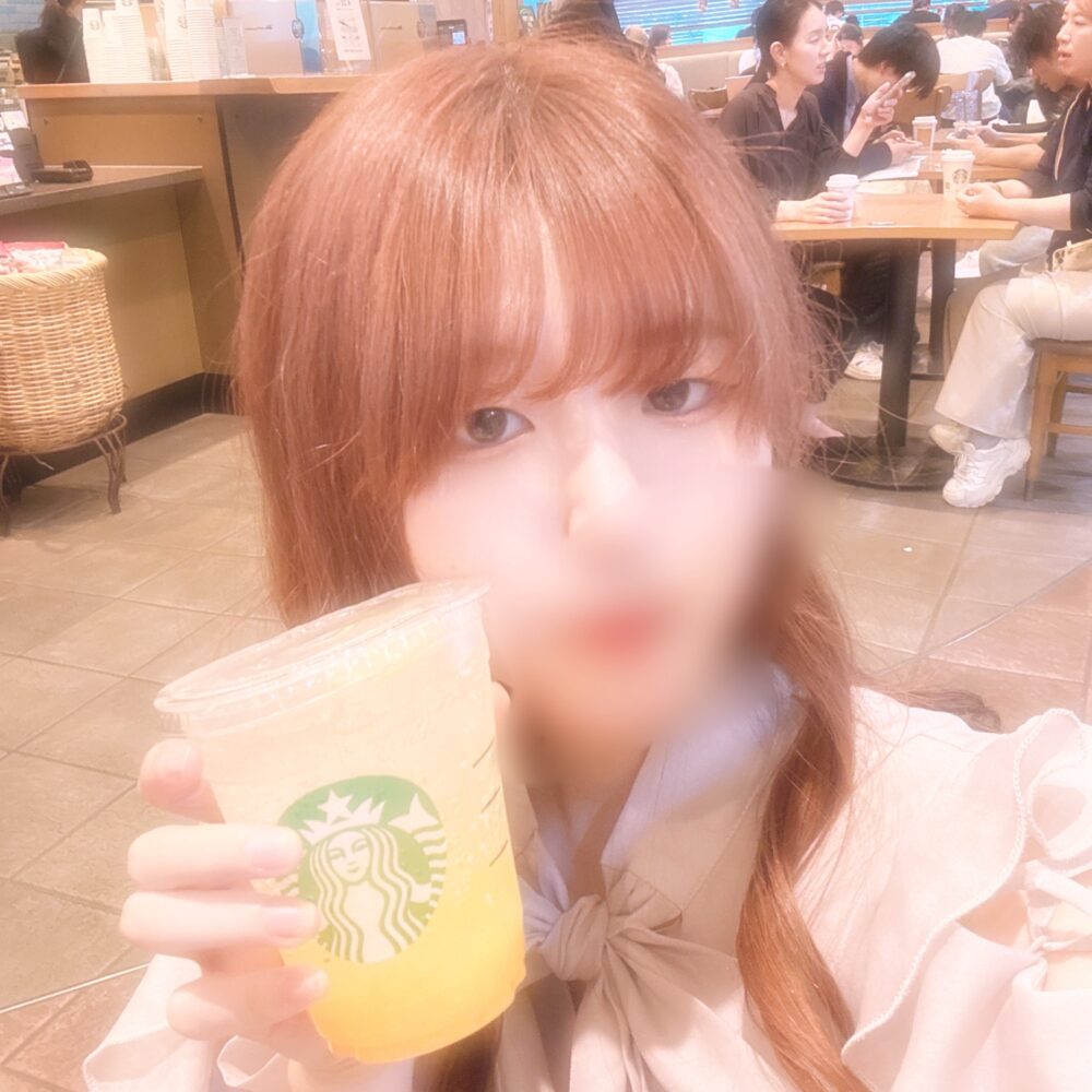 友達とカフェ☕️✨️